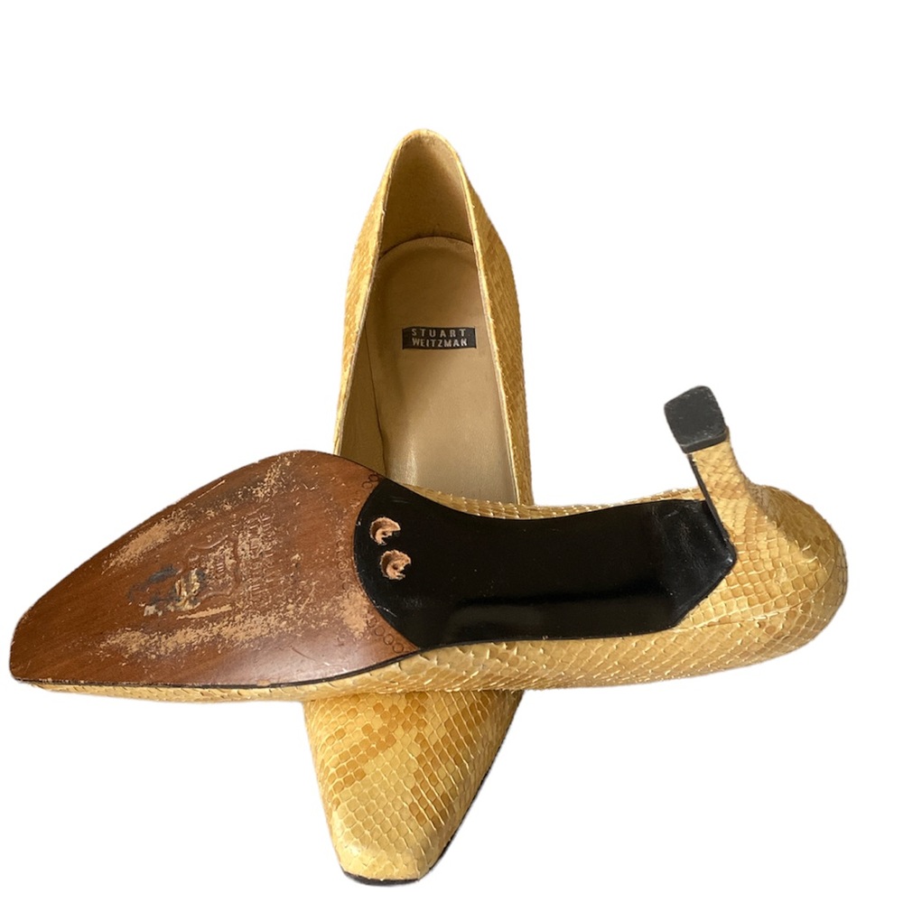 Stuart Weitzman Yellow Snakeskin Pumps - image 5